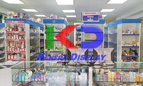 Área de despacho y exhibición para farmacia: proyecto de farmacias equipado e instalado por Kenfra Display