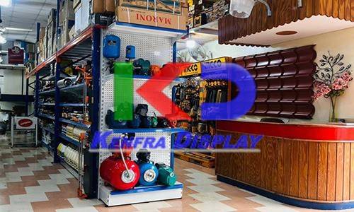 Exhibición de herramientas en góndolas: proyecto de ferreterías equipado e instalado por Kenfra Display
