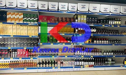 Área de cobro para licorería: proyecto de licorerías equipado e instalado por Kenfra Display